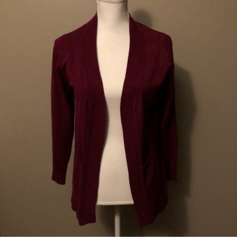 Zenana Outfitters Cardigan Sweater Womens S Used Burgundy